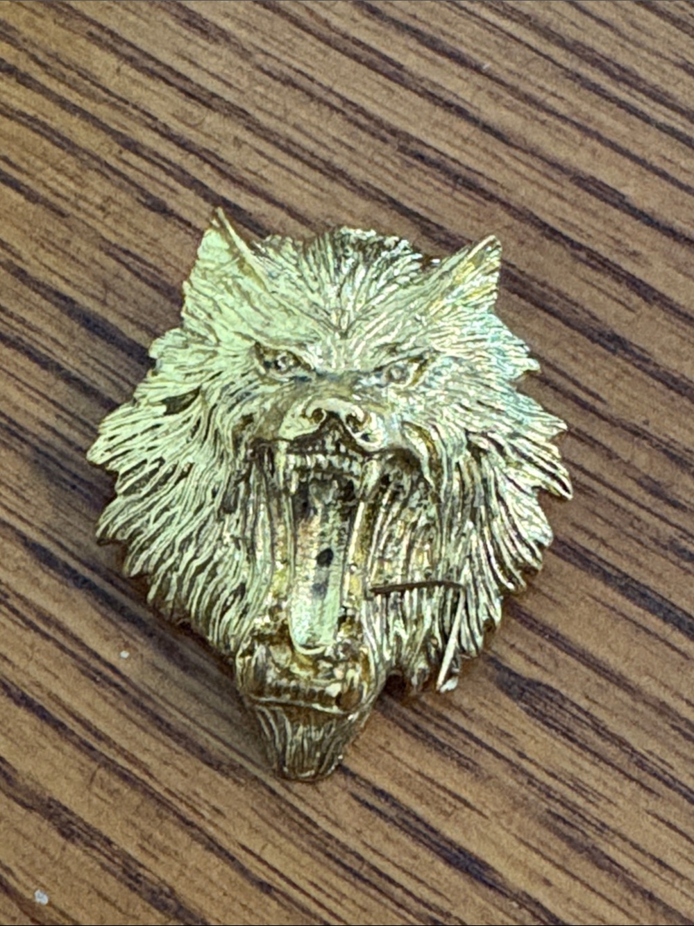Gold-tone Wolf Head Pendant/brooch combo